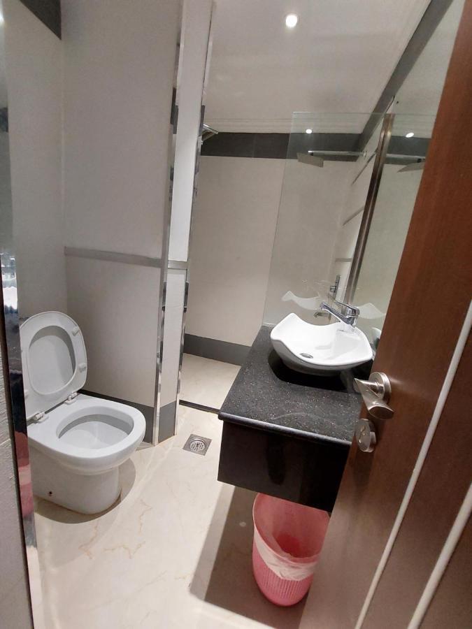 塞拉莱Eman House公寓式酒店 外观 照片
